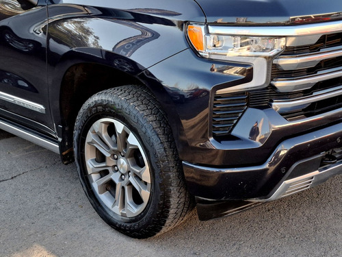 Chevrolet Silverado HIGH COUNTRY 3.0L AUT