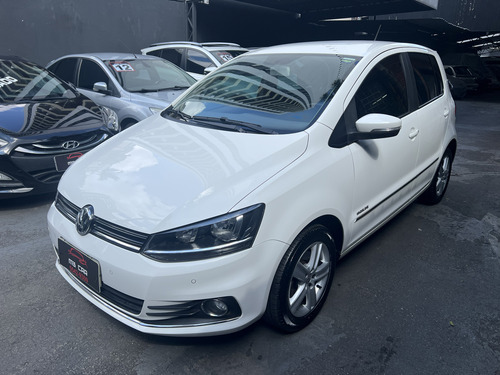 Volkswagen Fox 1.6 MSI HIGHLINE 16V FLEX 4P AUTOMATIZADO