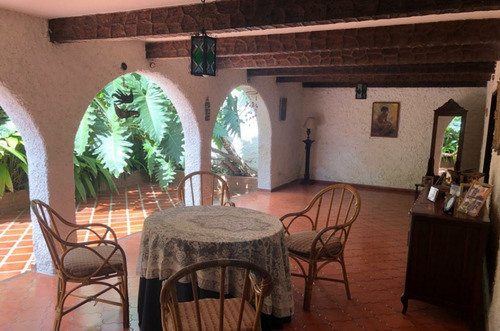 Imagen 3 de 10 de Casa. Venta. Cumbres De Curumo. Riv La Boyera N 4149