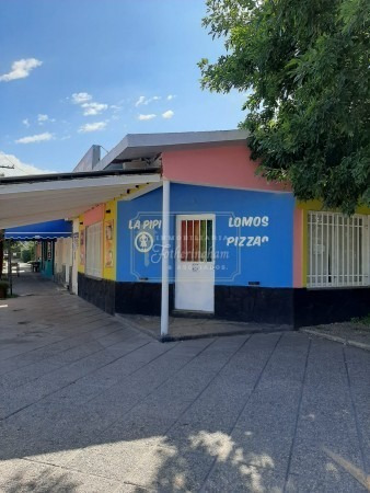 Imagen 6 de 7 de Locales Comerciales + Departamento Villa Rumipal