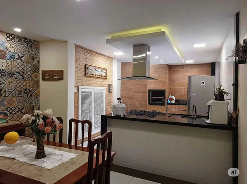 Duplex Com 3 Quartos E Garagem No Gradim Em São Gonçalo