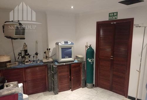Imagen 8 de 11 de En Venta Consultorio Médico, Clínica Ieq Atf-11 Rc