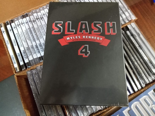 Slash - 4 (feat Myles Kennedy) - Deluxe Cd Boxset