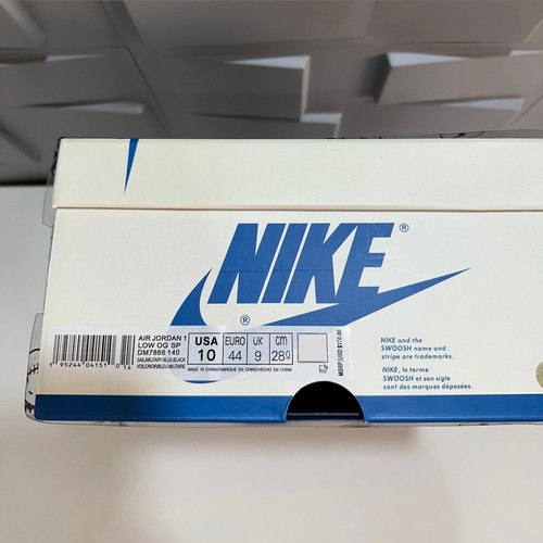 Air Jordan 1 Low Travis Scott X Fragment 42 (Usado)
