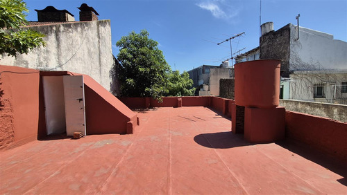 Casa 3 Amb. En Venta, Con Jardín Y Terraza. Florida - Vicente López