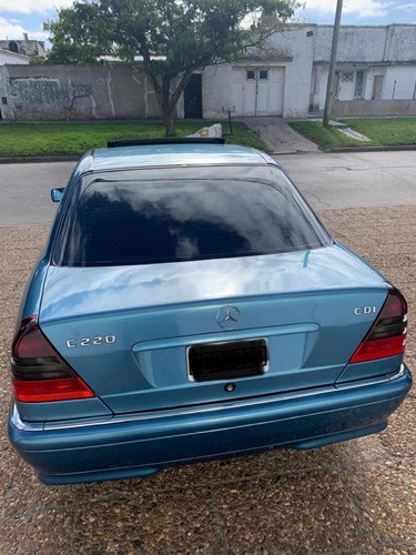 Imagen 7 de 20 de Mercedes-benz 220 204000