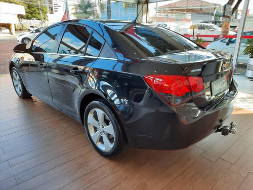 Imagem 7 de 14 de Cruze 1.8 Lt 16v Flex 4p Automático
