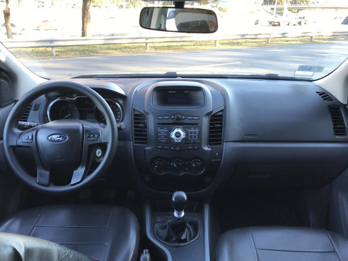 Imagen 10 de 16 de Ford Ranger Dc 4x2 Xls 3.2l D