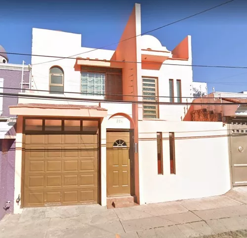 Casas En Venta En Tlaquepaque El Alamo en Inmuebles | Metros Cúbicos