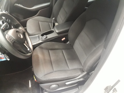Mercedes Benz B200