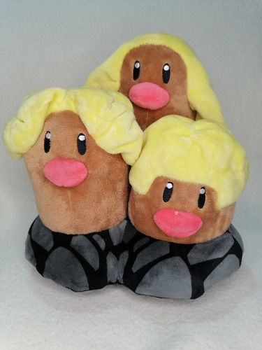 Peluche Original Dugtrio Pokemon Center Nintendo 20cm. 