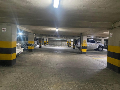 Excelente Apartamento En Alquiler En Lomas De Prados Del Este. #25-16800