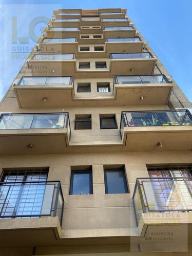 Imagen 10 de 13 de Departamento En Venta De 2 Ambientes Con Cochera En Quilmes