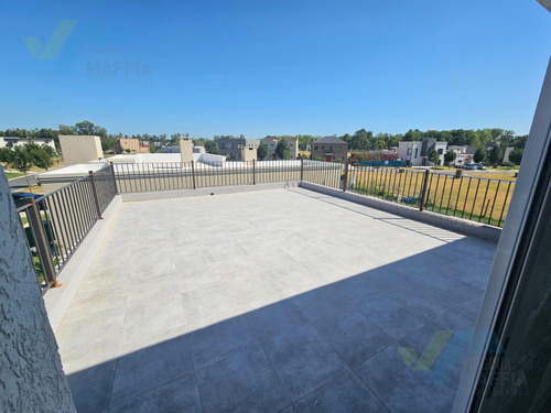 Casa 5 Ambientes En Venta - Barrio Cerrado Santo Tomás - Pilar