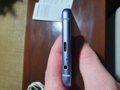 Samsung Galaxy A8+ - 64gb