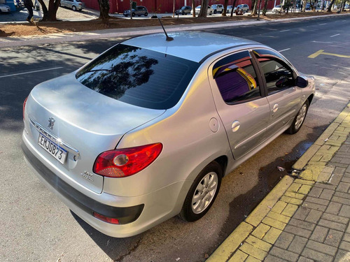 Imagem 6 de 13 de Peugeot 207 Passion 2010 1.4 Xr Sport Flex 4p