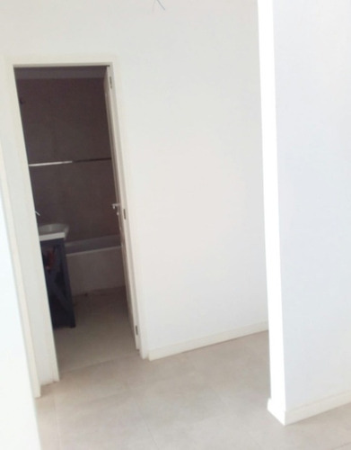 Imagen 7 de 14 de Departamento En Venta En Avellaneda Este