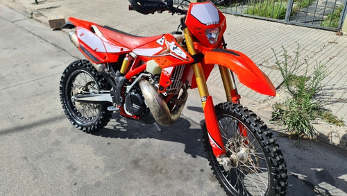 Imagen 3 de 11 de Beta 300rr 2t