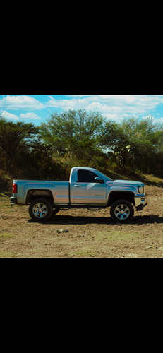 GMC Sierra 5.3 Cabina Regular Sle 4x4 Mt