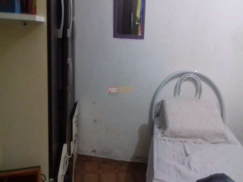 Casa Terrea No Bairro Vila Sacadura Cabral Em Santo Andre Com 02 Dormitorios - V-29359