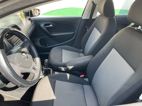 Volkswagen Vento 1.6 Confortline At