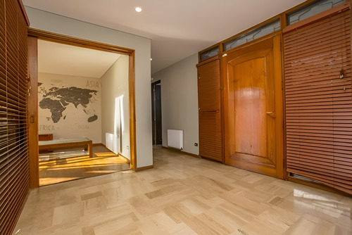 Casa 5d Con Piscina Y Depto. Independiente - Los Dominicos