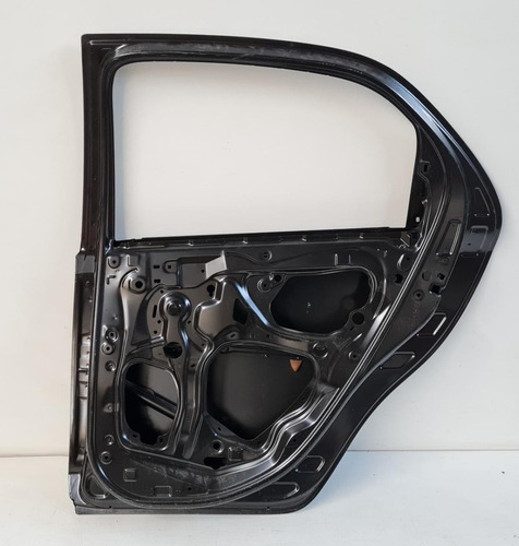 Imagem 3 de 10 de Porta Traseira Direita Toyota Etios Sedan 2012 A 2020