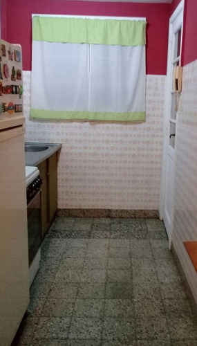 Imagen 17 de 24 de Ph En 1er Piso , Por Escalera Con Patio Y Terraza Propia .