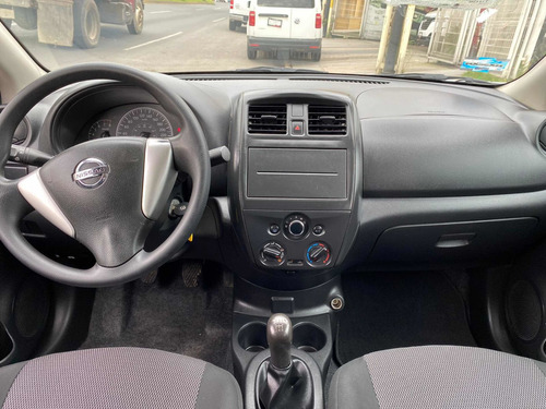 Imagen 11 de 15 de Nissan Versa 2019 1.6 Drive Mt