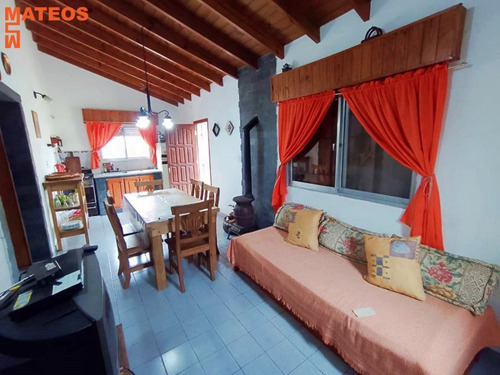 Alquiler Anual Chalet Semi Independiente A 700 Metros Del Mar Calle 67 E/ 6 Y 7