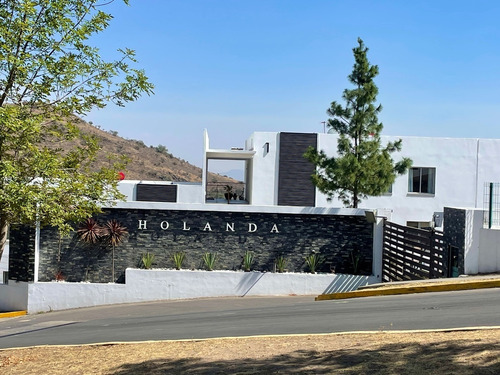 Departamento En Venta En Holanda, Lago Esmeralda