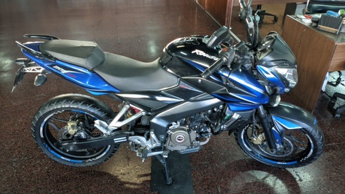 Imagen 24 de 25 de Moto Bajaj Rouser 2015