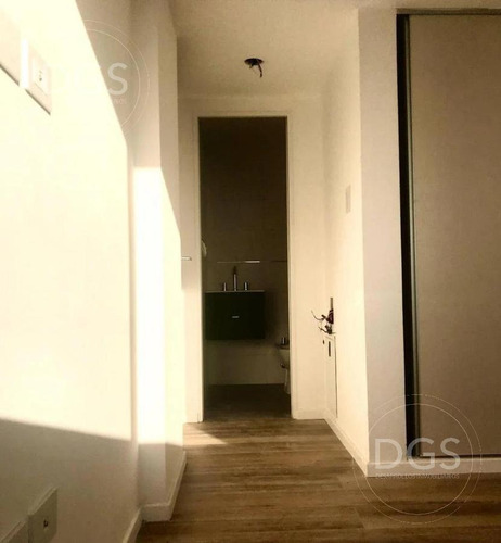 Imagen 14 de 30 de Increible Piso Ubicado En El 11° Con Cochera Cubierta Individual - Banfield Este
