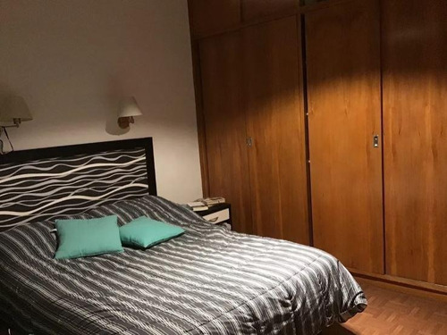 Casa Venta 2 Dormitorios 2 Baños 2 Cocheras, Jardin Terreno 10 X 20 Mts - 200 Mts 2- La Plata