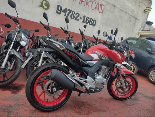 Imagem 3 de 9 de Honda Cb250 Twister 2021