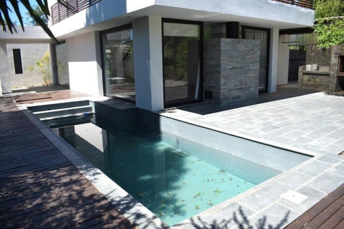 Imagen 4 de 15 de Espectacular Casa Super Moderna En Lomas De La Tahona