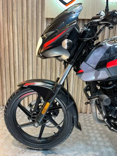 Bajaj Pulsar 180 Fi Neon 2023