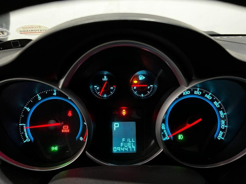 Imagem 3 de 11 de Cruze Lt