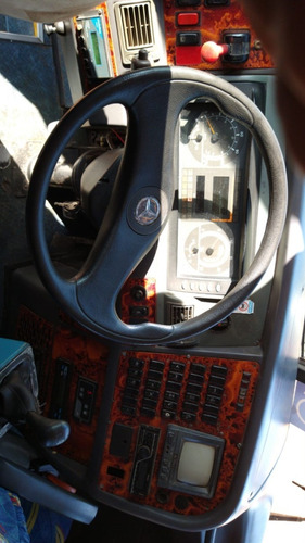Imagem 11 de 11 de Busscar P-400 2006 Mb Motor C/apenas 100 Mil Km Cod 182