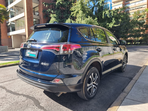 Toyota RAV4 Std 4x2 722cl0