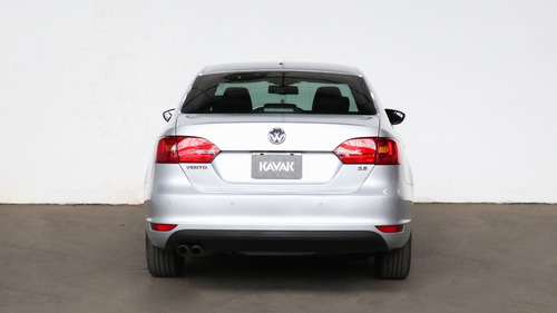 Volkswagen Vento 2.5 Luxury 170cv Tiptronic - 87019 - C