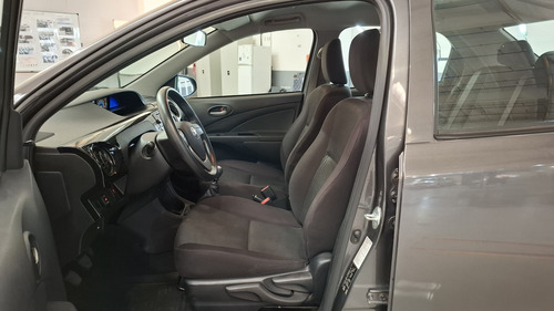 Toyota Etios 1.5 X
