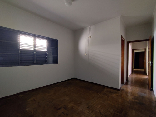 Imagem 13 de 26 de Casa À Venda, 3 Quartos, 2 Suítes, 4 Vagas, Vila São Pedro - Americana/sp - 22469