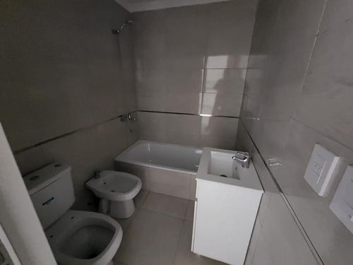 Imagen 13 de 15 de Dpto 2 Amb A Estrenar - Interno 46 M² - S.justo (ctro)