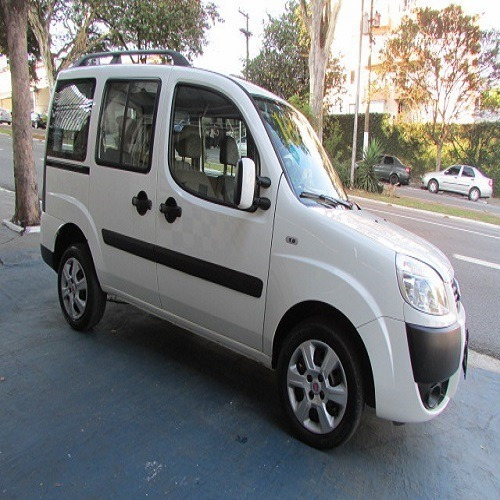 Fiat Doblo 1.8 Essence / Completo/ 7 Lugares / 2018