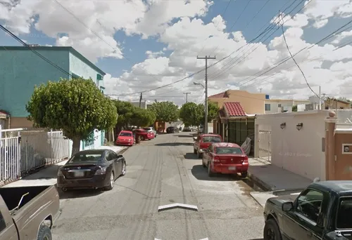 Oportunidad, Casa De Un Piso En Remate Bancario, Pradera Dorada, Cd. Juarez, Chih.