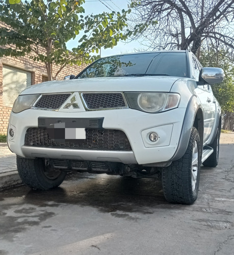 Mitsubishi L200 2.5 Cd 4wd High-power Di-d Mt Cuero