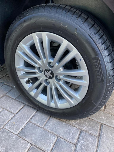 Peugeot 208 Allure
