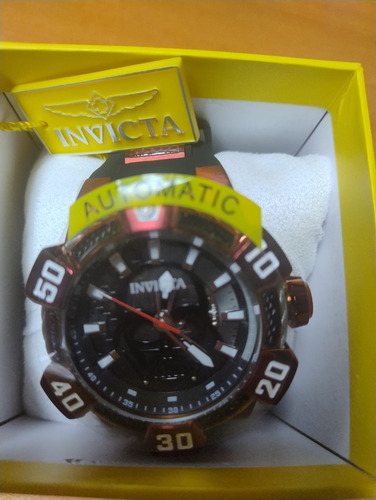 Reloj Invicta Star Wars Darth Vader Modelo 40981 Rojo Y Negr (Usado)