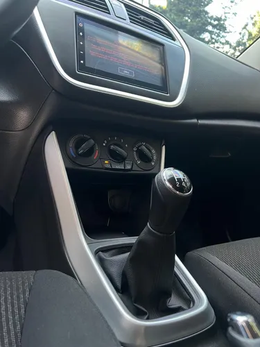 Suzuki S-Cross 1.6 GL 2WD MT